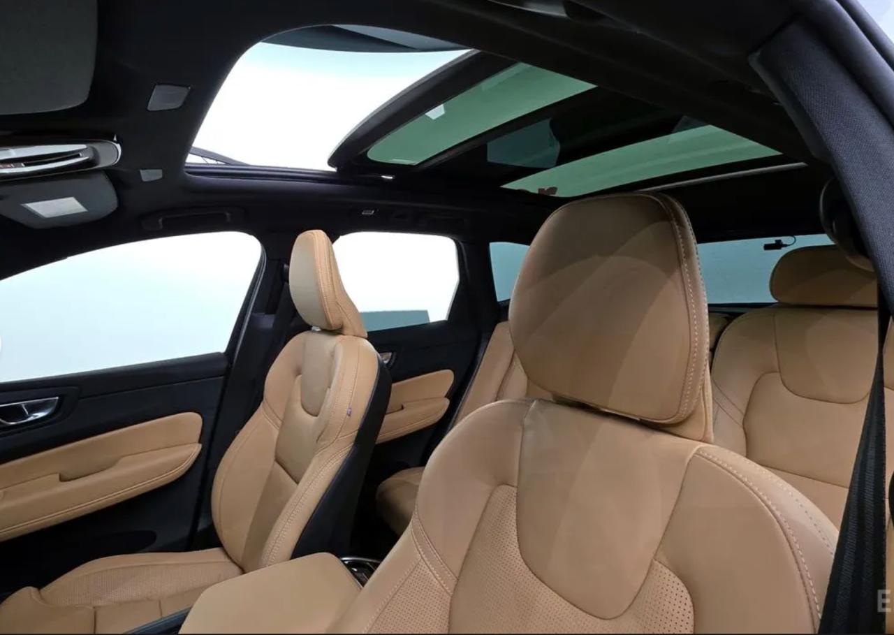 Volvo XC60 7