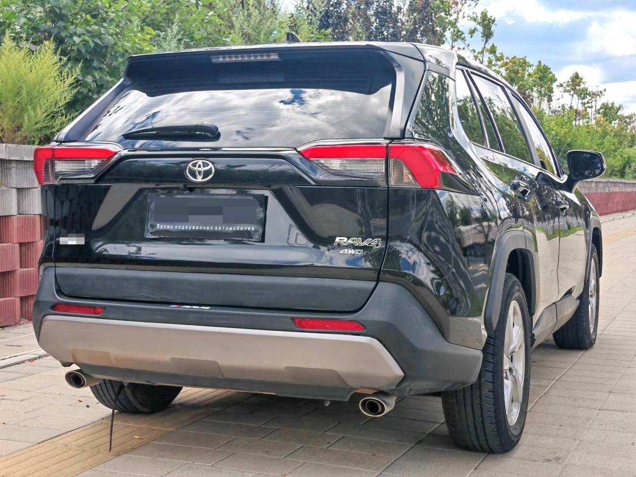 Toyota RAV4 AWD 3