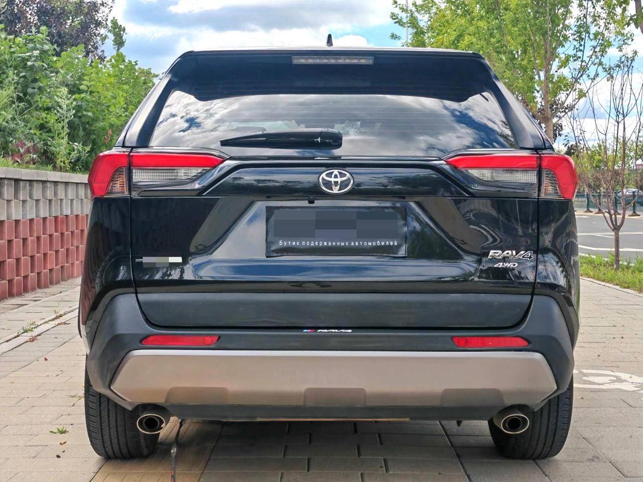 Toyota RAV4 AWD 4