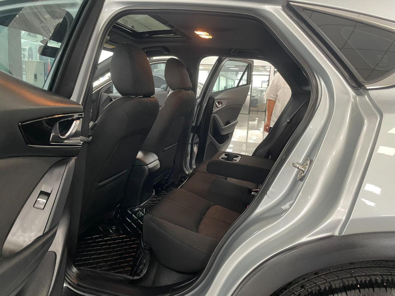 Mazda CX-4 5