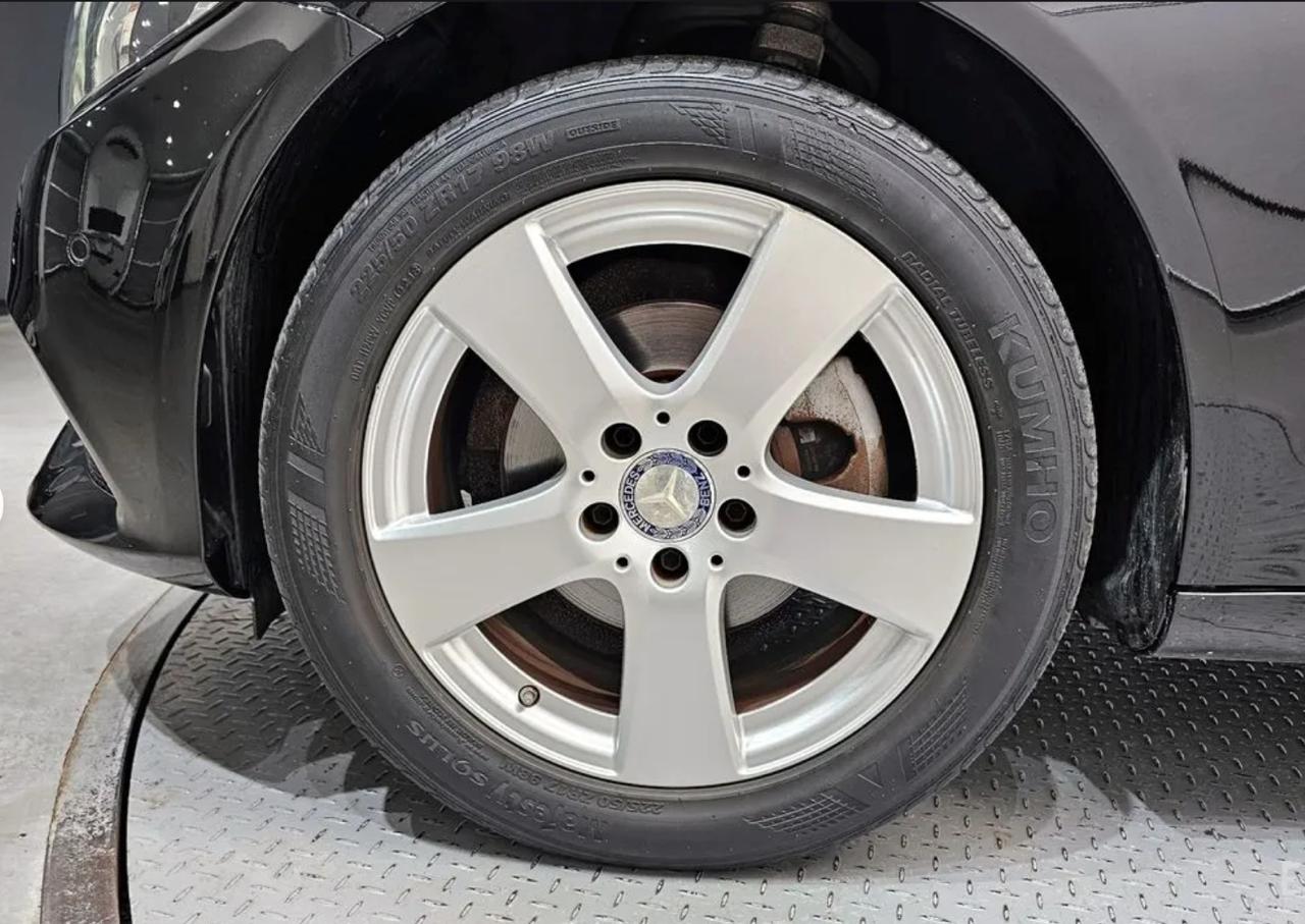 Mercedes-Benz C-CLASS W205 C200 d 8