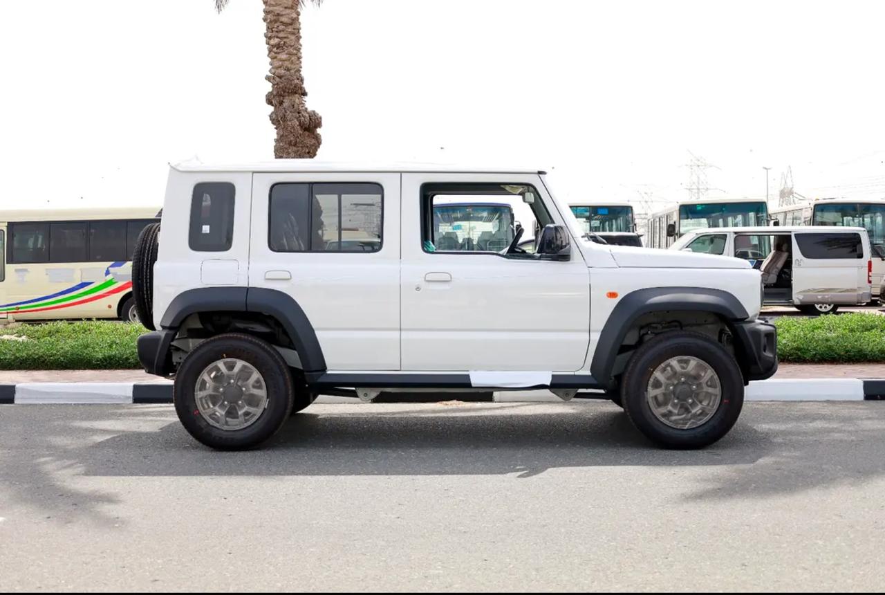 Suzuki JIMNY GLX MT 2