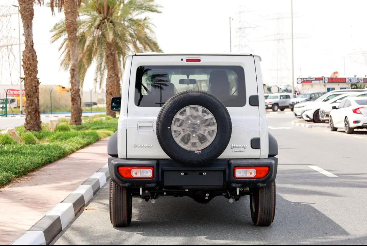 Suzuki JIMNY GLX MT 3