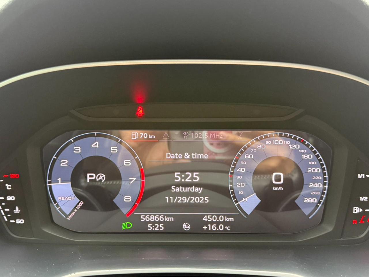 Audi Q3 6