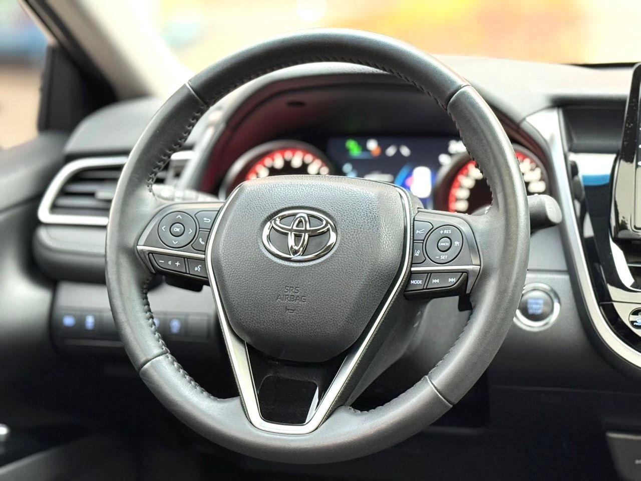 Toyota Camry 5