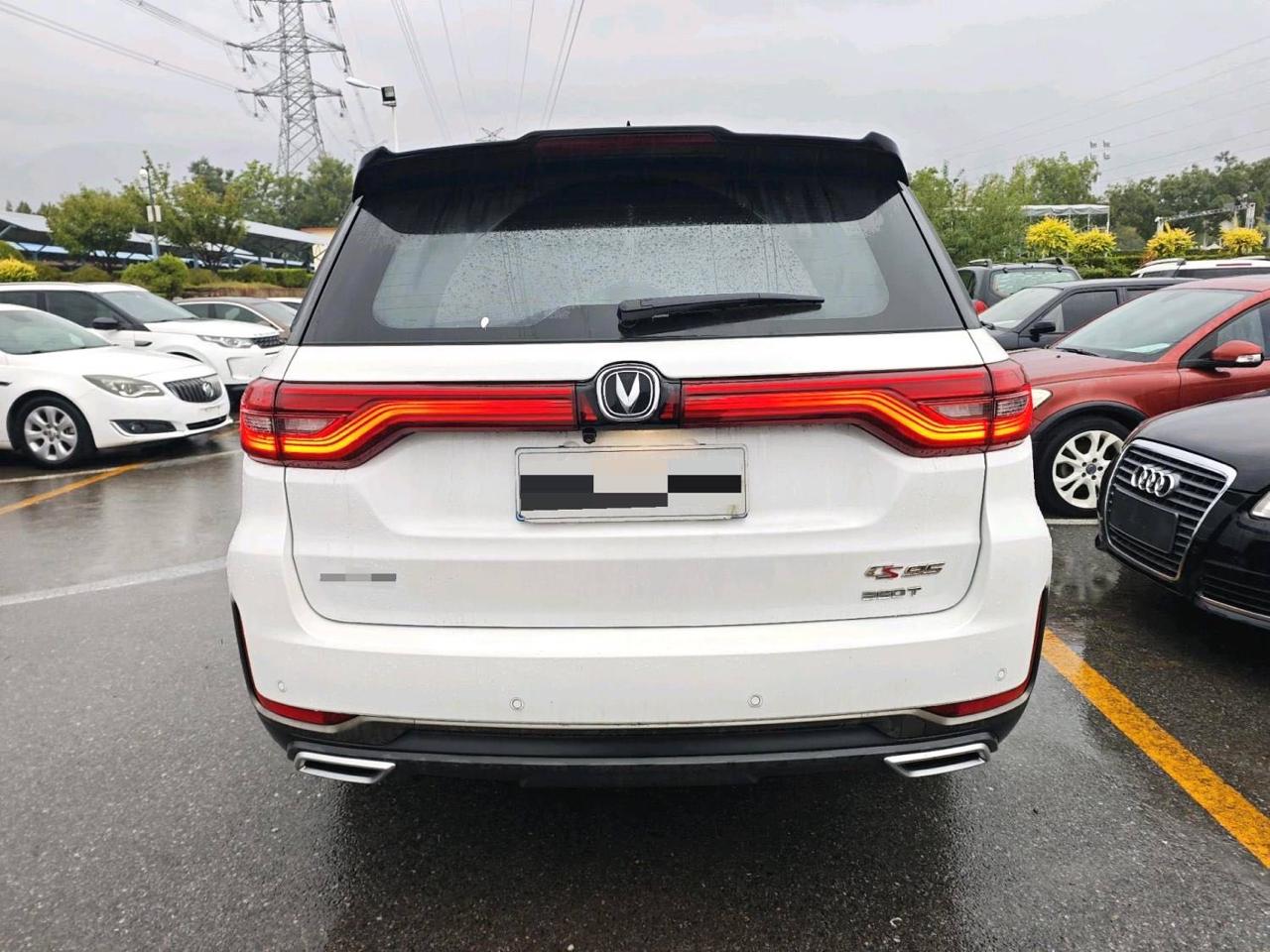 Changan CS95 3