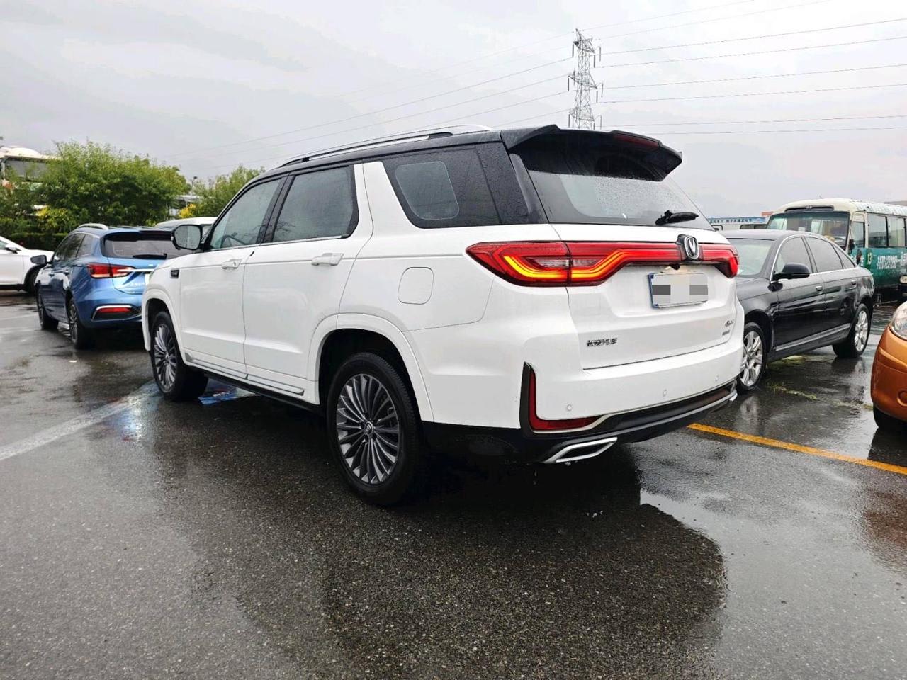 Changan CS95 4