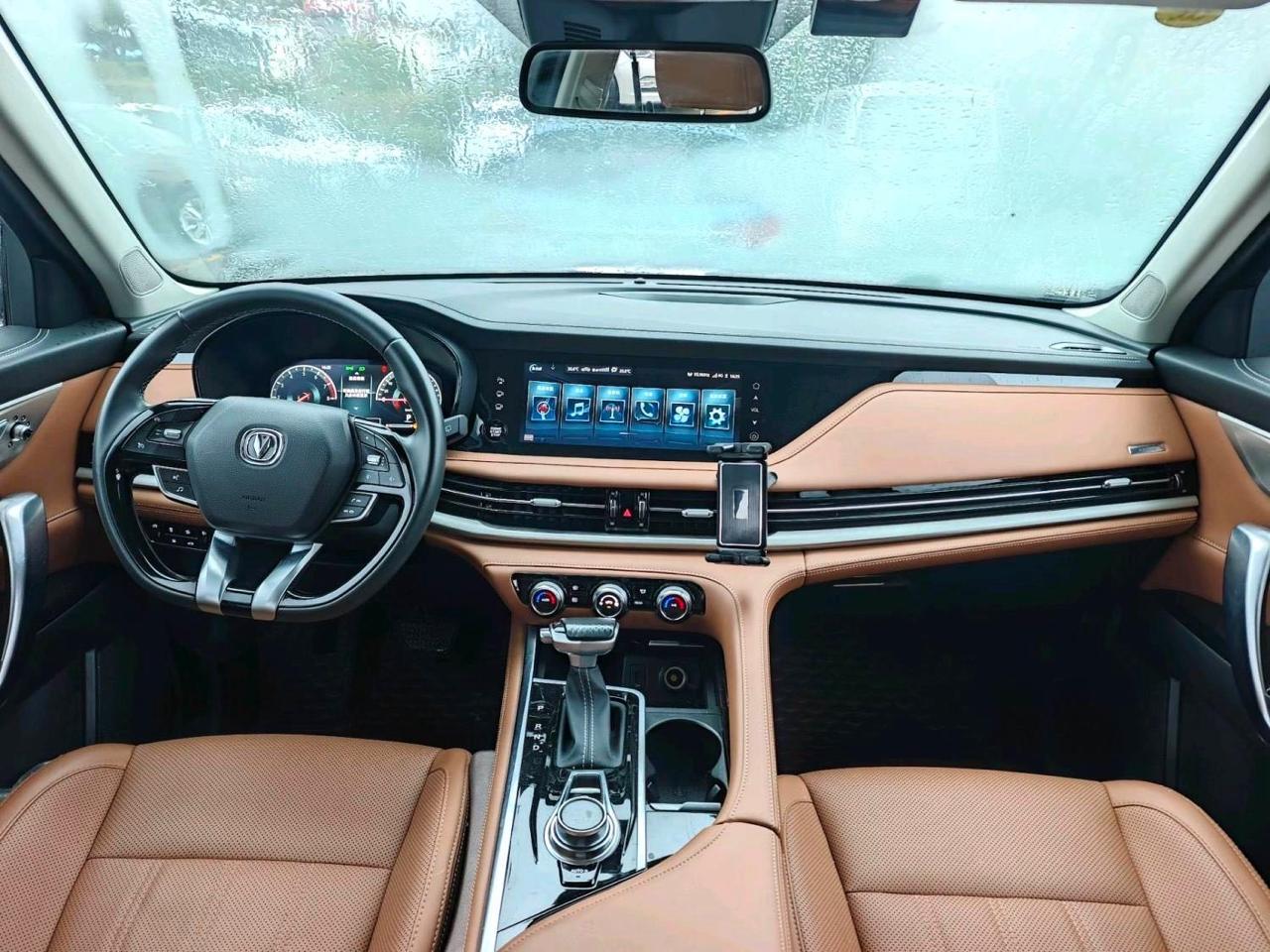 Changan CS95 7