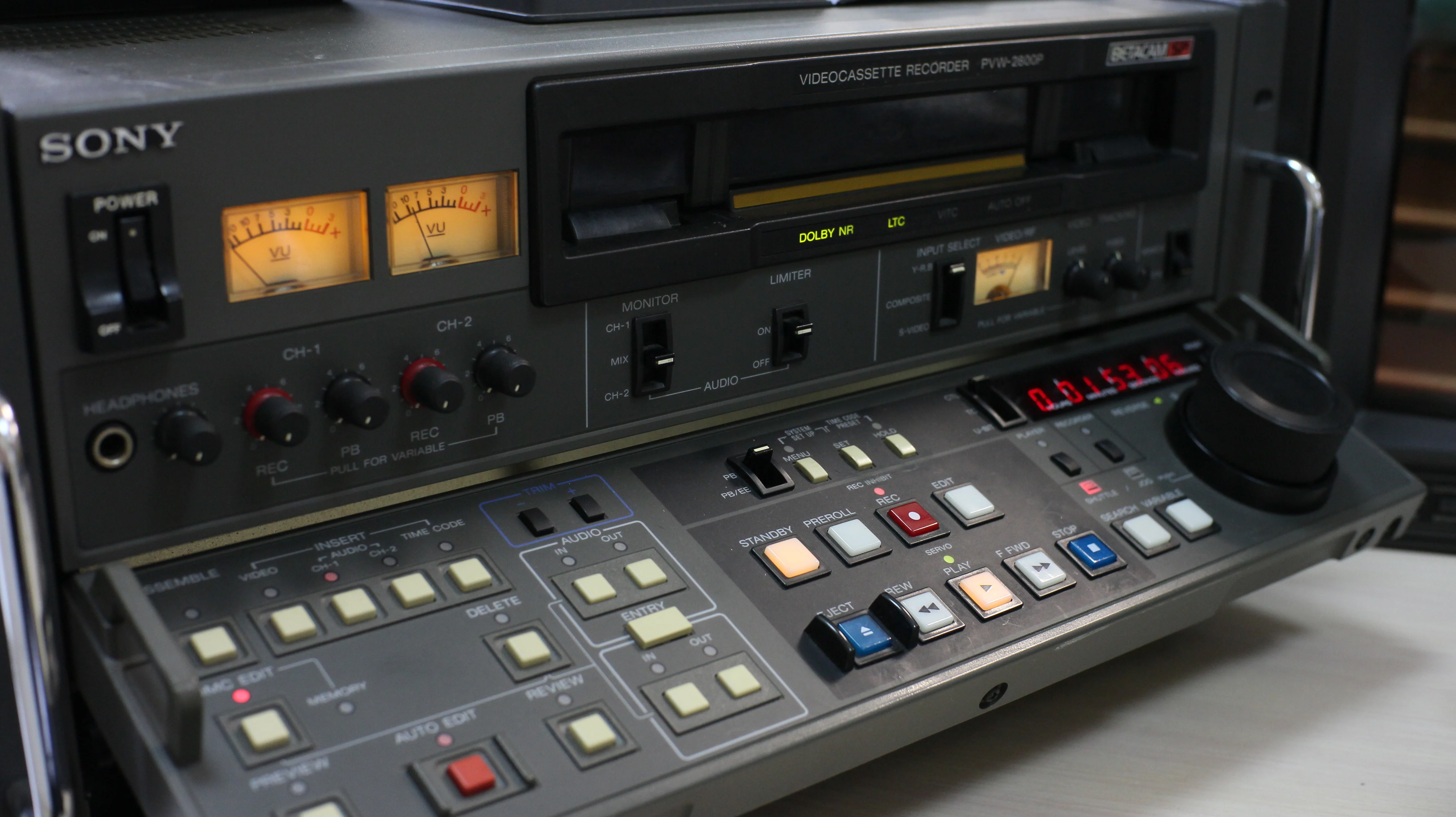 ВАШИ ВОСПОМИНАНИЯ ИСЧЕЗАЮТ ПРЯМО СЕЙЧАС!