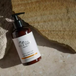 Лосьон для рук и тела Sila Gor №3 Vetiver, Ambra, Oud, 300 мл 12 Лосьон для рук и тела Sila Gor №3 Vetiver, Ambra, Oud, 300 мл ()