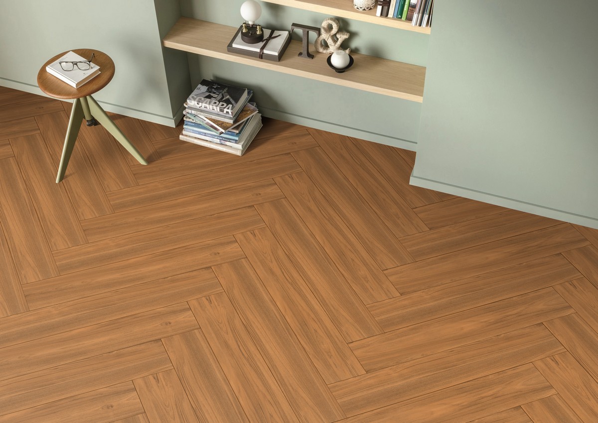Crown Teak