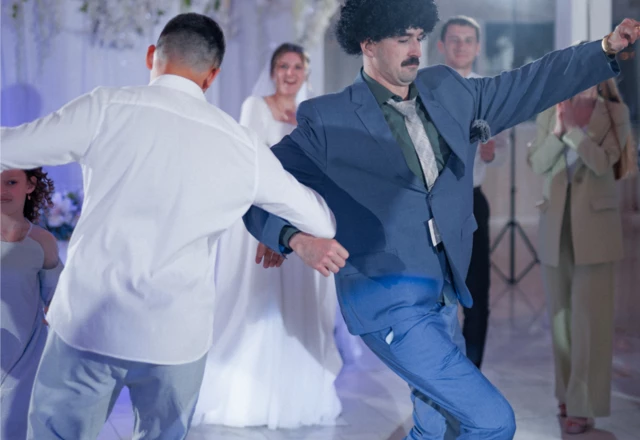 БОРАТ на свадьбу - слайд 18