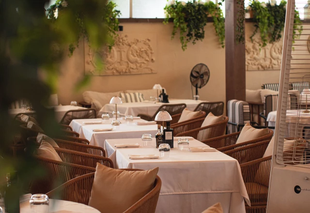 Бистрот / Bistrot  Летнее патио  - фото 10