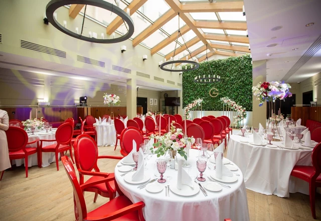 Дом Бутик Отель / Dom Boutique Hotel Зал «Атриум» в ресторане Giardino