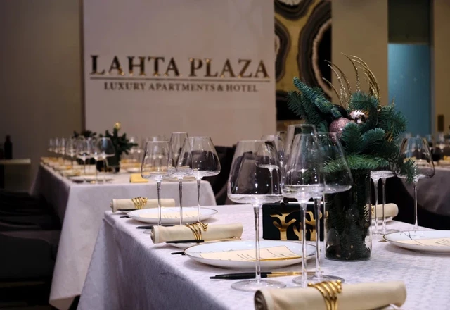 Лахта Плаза / Lahta Plaza Зал ресторана Lahta Plaza с отдельным входом - фото 13