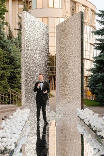 Ведущий Никита Малышев - фото 4