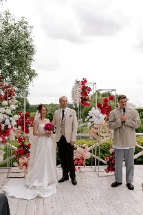 Ведущий Андрей Золотухин - фото 16