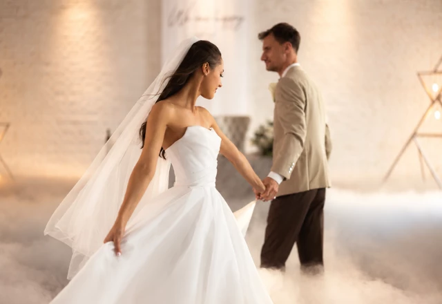 Ведущий Александр Кучерук | Владимир и Ксения - фото 25