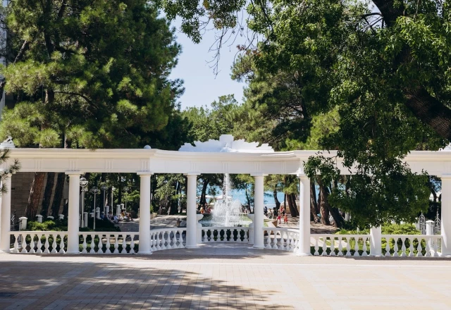 Приморье Grand Resort Hotel: Арка любви