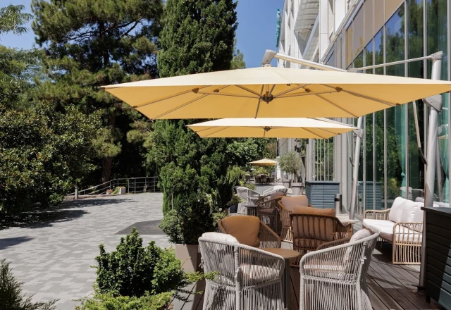 Приморье Grand Resort Hotel: Лобби-бар «Галс»