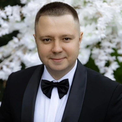 Ведущий Андрей Ротай