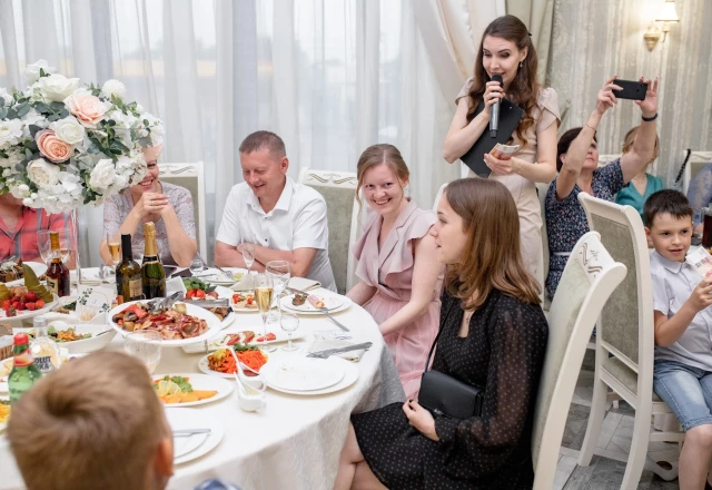 Ведущая Алёна Прядко, свадьба: Свадьба