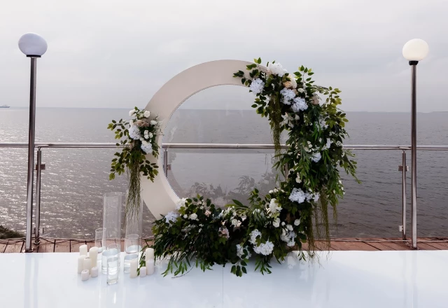 ANNA FORCE DECOR