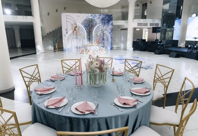 ALLURE flowers&decor, свадьба: Оформление свадебного зала