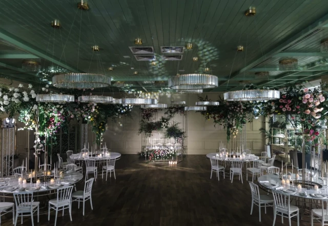 ALLURE flowers&decor, свадьба: Оформление свадебного зала