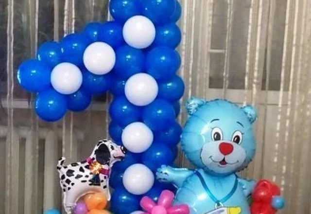 Свадебный декоратор Калерия Каракай, свадьба: Модный тренд - шары цифры