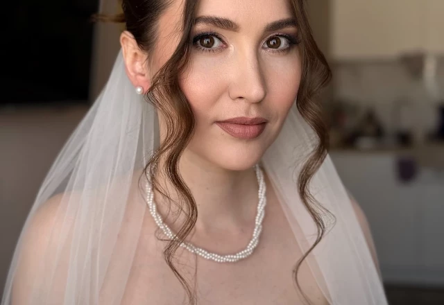 Свадебный стилист Алена Харченко, свадьба: Стилист на свадьбу