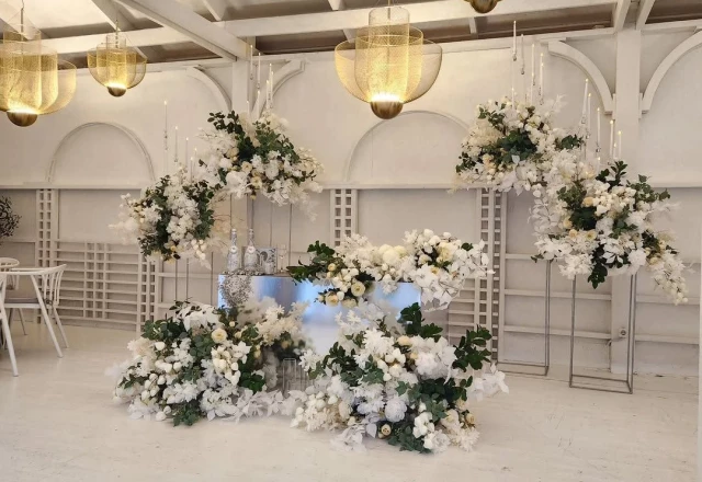 Decor KV Wedding Flora