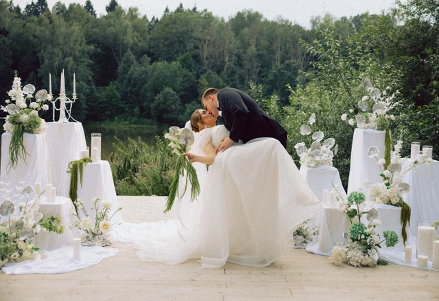Студия декора и флористики Евгения Сард Дизайн | Evgenia Sard Design | Павел & Ирина. Cream & Silver wedding decor  - фото 137