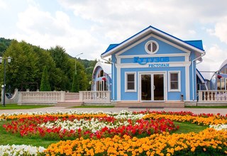 Загородный клуб «Белый Берег» и Ресторан «Кутузов» Территория и регистрация в «Кутузове» - фото 12