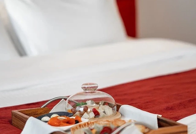 Рэд Старс Отель / Red Stars Hotel Номера для молодоженов и гостей - фото 3