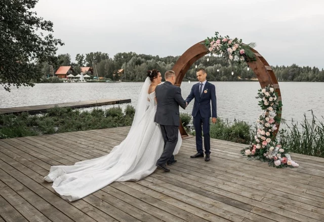 Загородный клуб Медвежьи Озера Выездная регистрация - фото 6