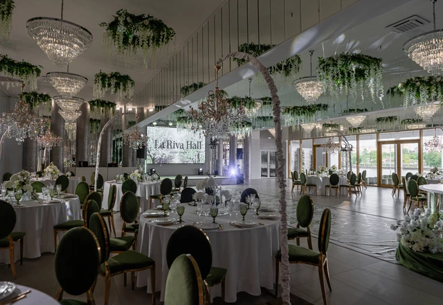 Ла Рива Холл / La Riva Hall  Зал Crystal