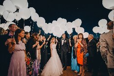Ведущий Артем Поляков - фото 10