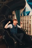 Ведущий Михаил Могош - фото 15