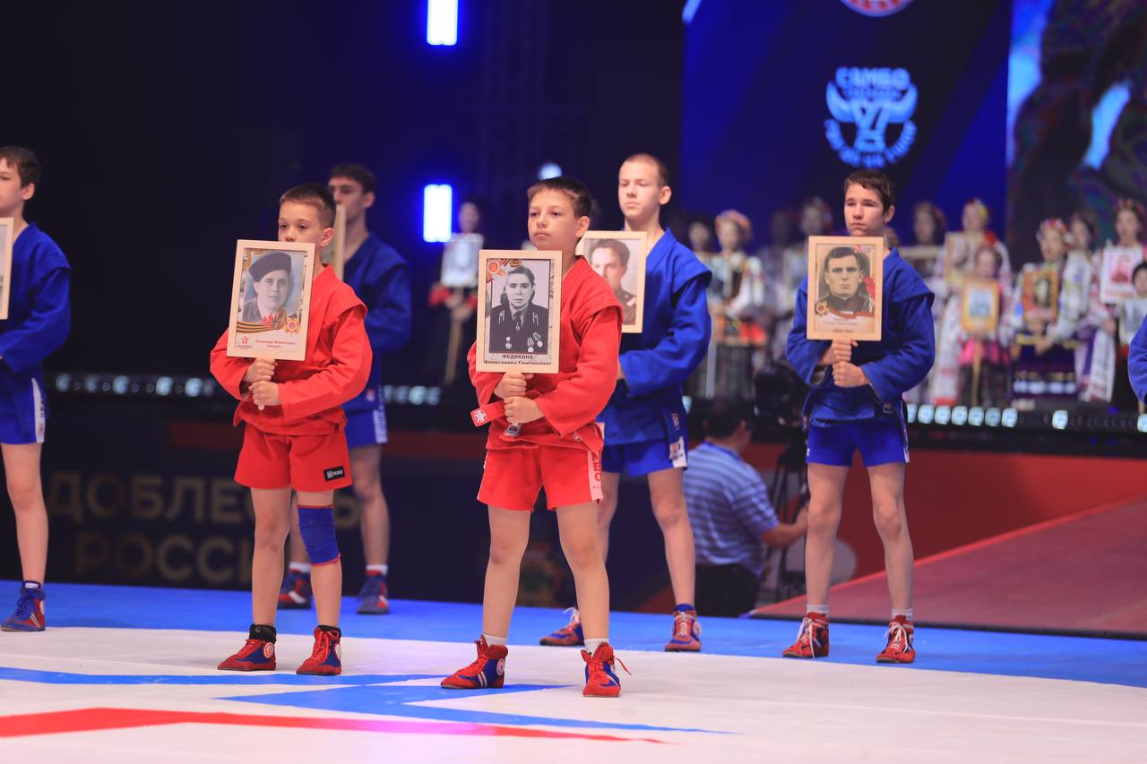 Фото: t.me/emnaumov