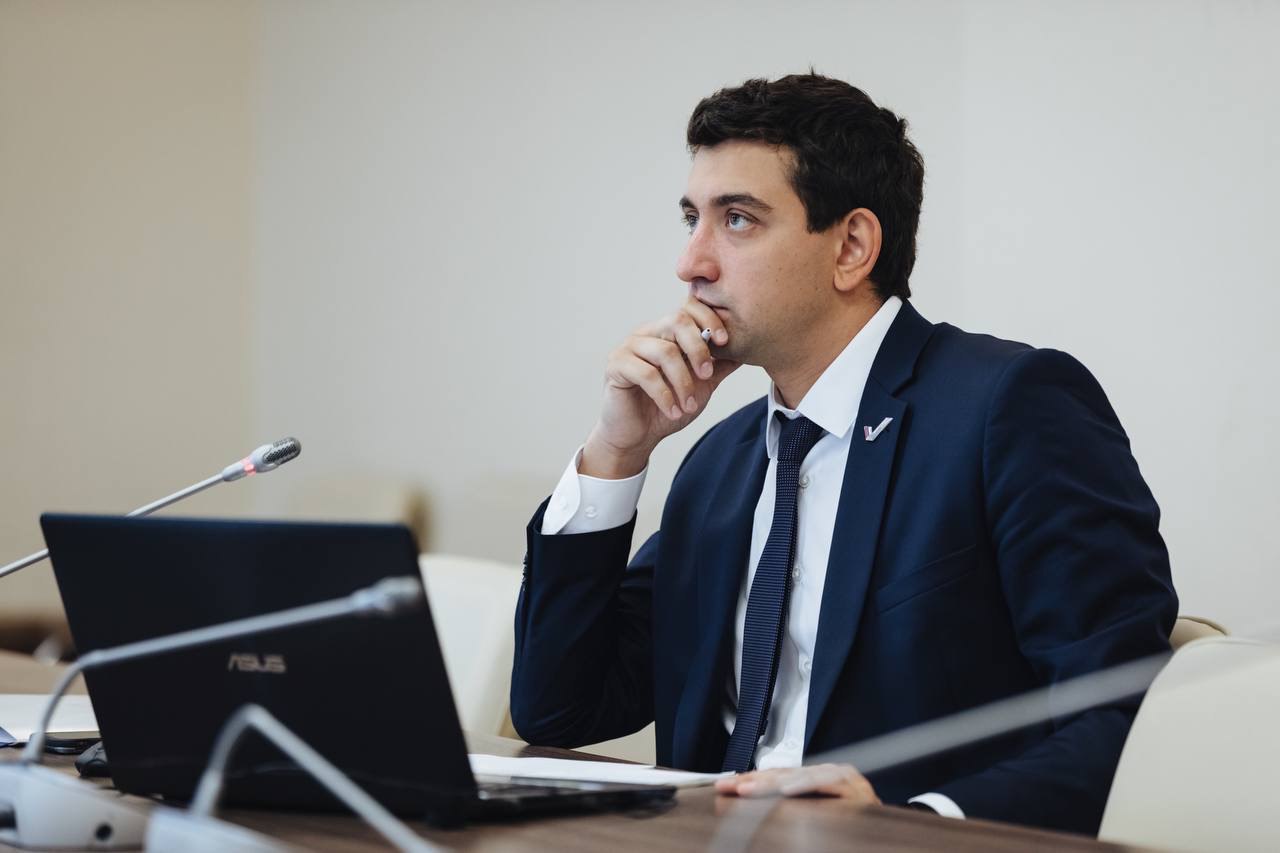 Валерий Горюханов