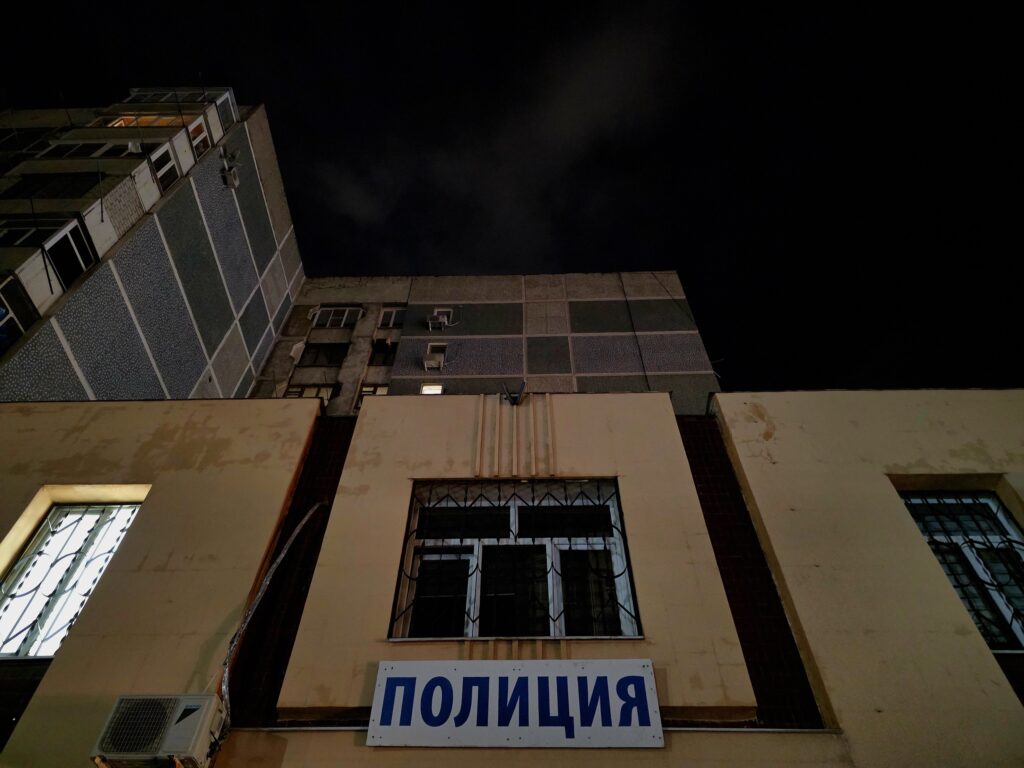 Приезжий из Свердловской области обвиняется в краже электропитбайка в Новороссийске