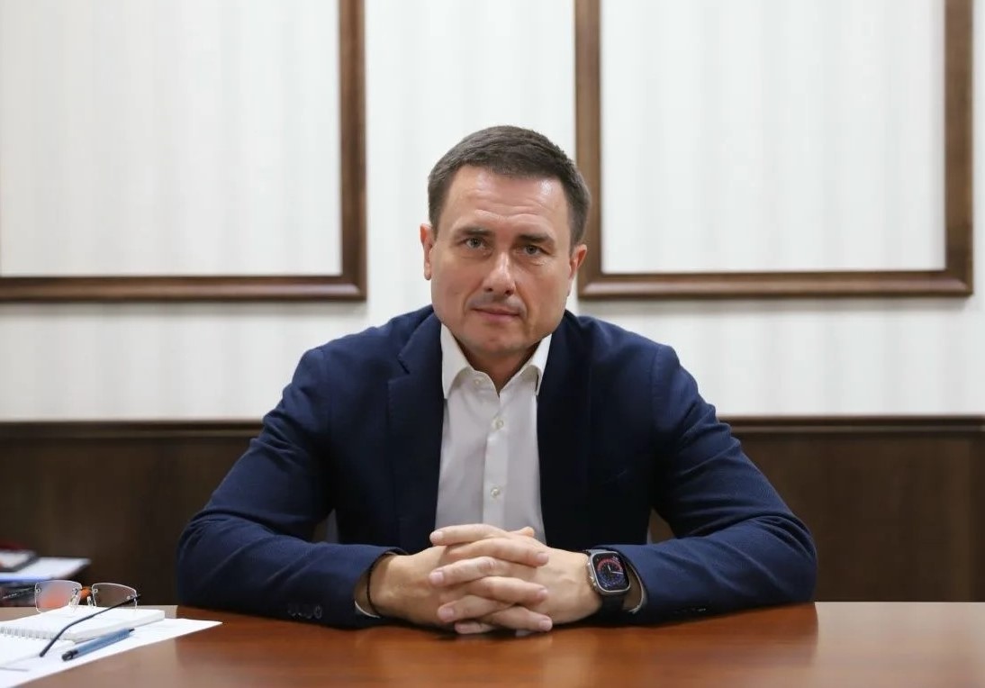 Изображение к статье: Денис Котиков: социальные гарантии и поддержка коллектива — важная часть работы Сочинского водоканала