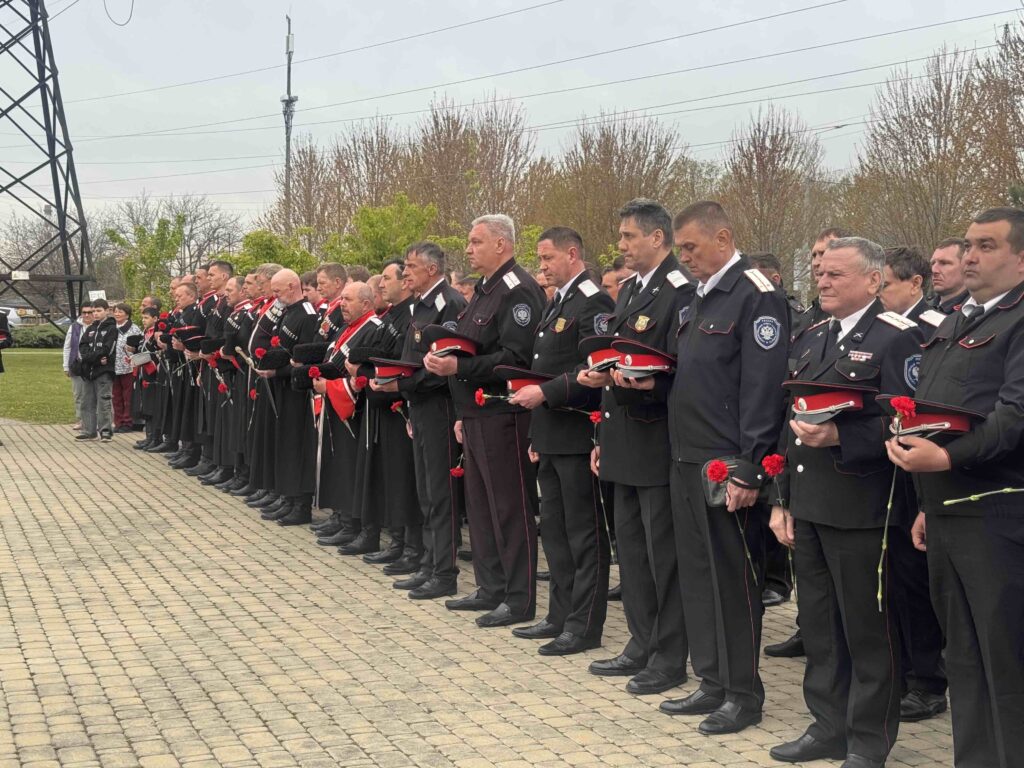 В Краснодаре почтили память генерала Лавра Георгиевича Корнилова