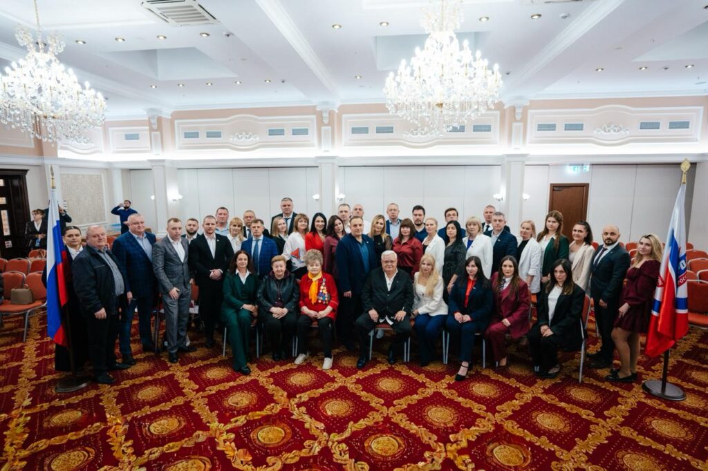 Курс на поддержку и преемственность: в Краснодаре прошло собрание регионального отделения партии «РОДИНА»