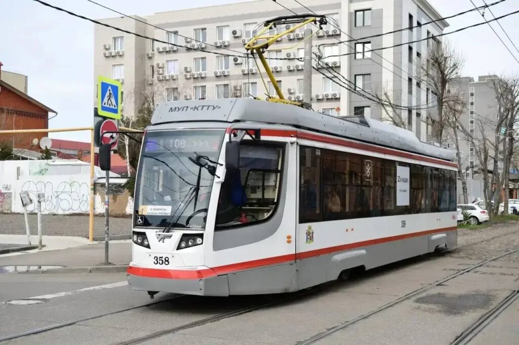 Краснодарцам рассказали, как будет работать транспорт в пасхальную ночь