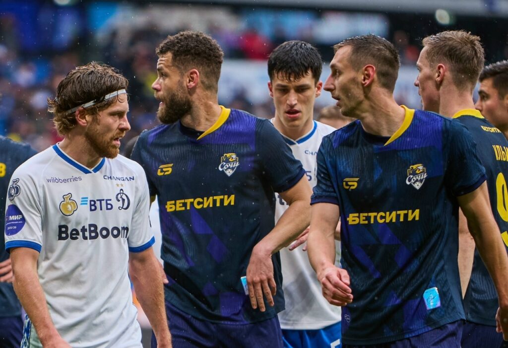 Главный тренер “Сочи” после проигрыша от “Динамо”: “Мы до самого конца на что-то надеялись”