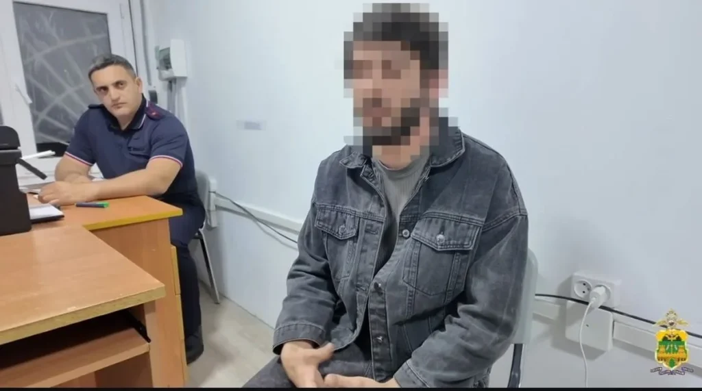 В Сочи задержали подозреваемого в вандализме на кладбище
