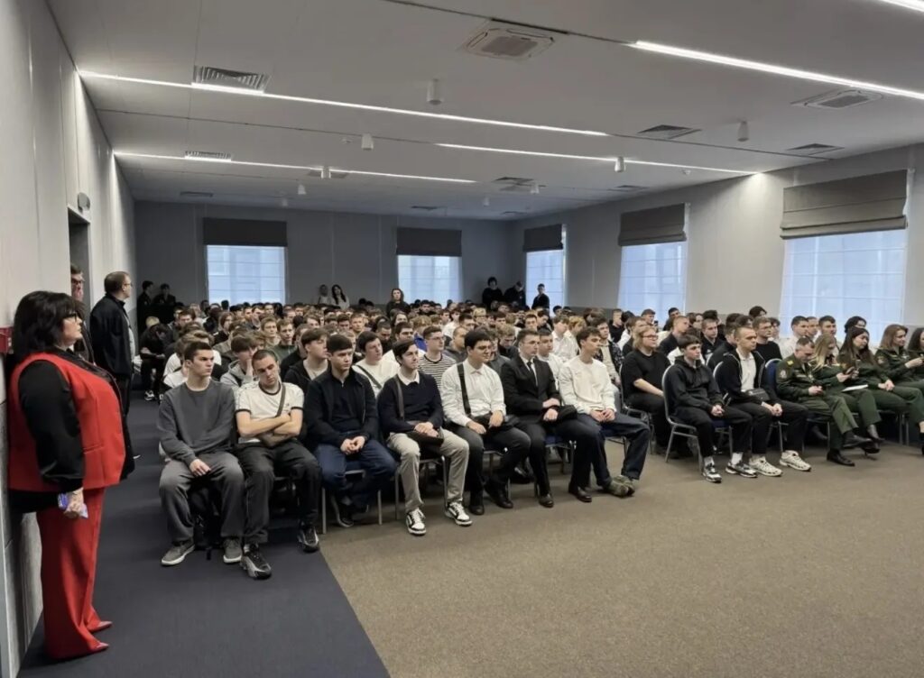 В Краснодарском кооперативном институте состоялся форум “Пилоты нового времени”