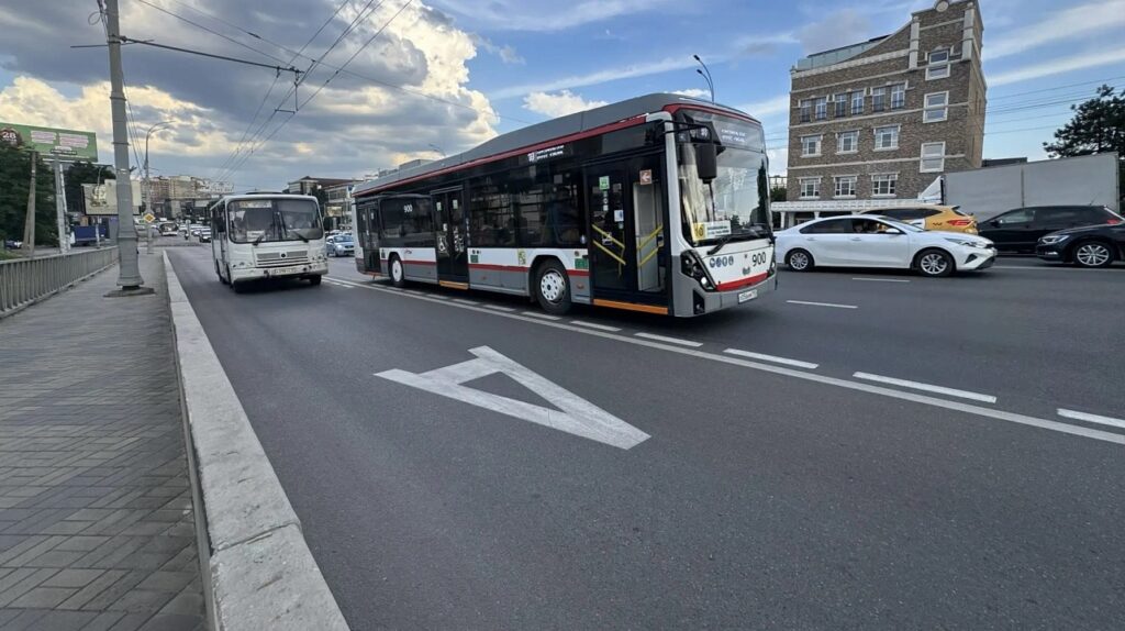 Около половины всего общественного транспорта в Краснодаре оснащена кондиционерами